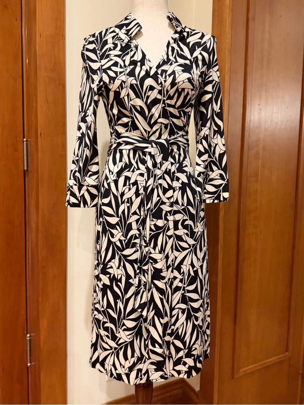 Diane Von Furstenberg Black and Cream Leaf-Print Silk Midi Wrap Dress